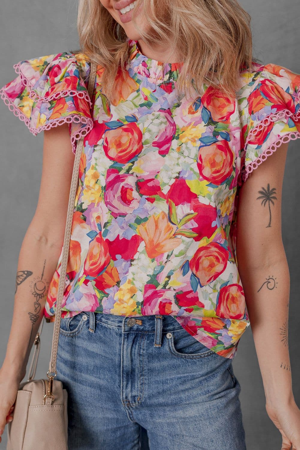 image-Floral Short Sleeve Ruffled Lace Trim Blouse (58 characters)