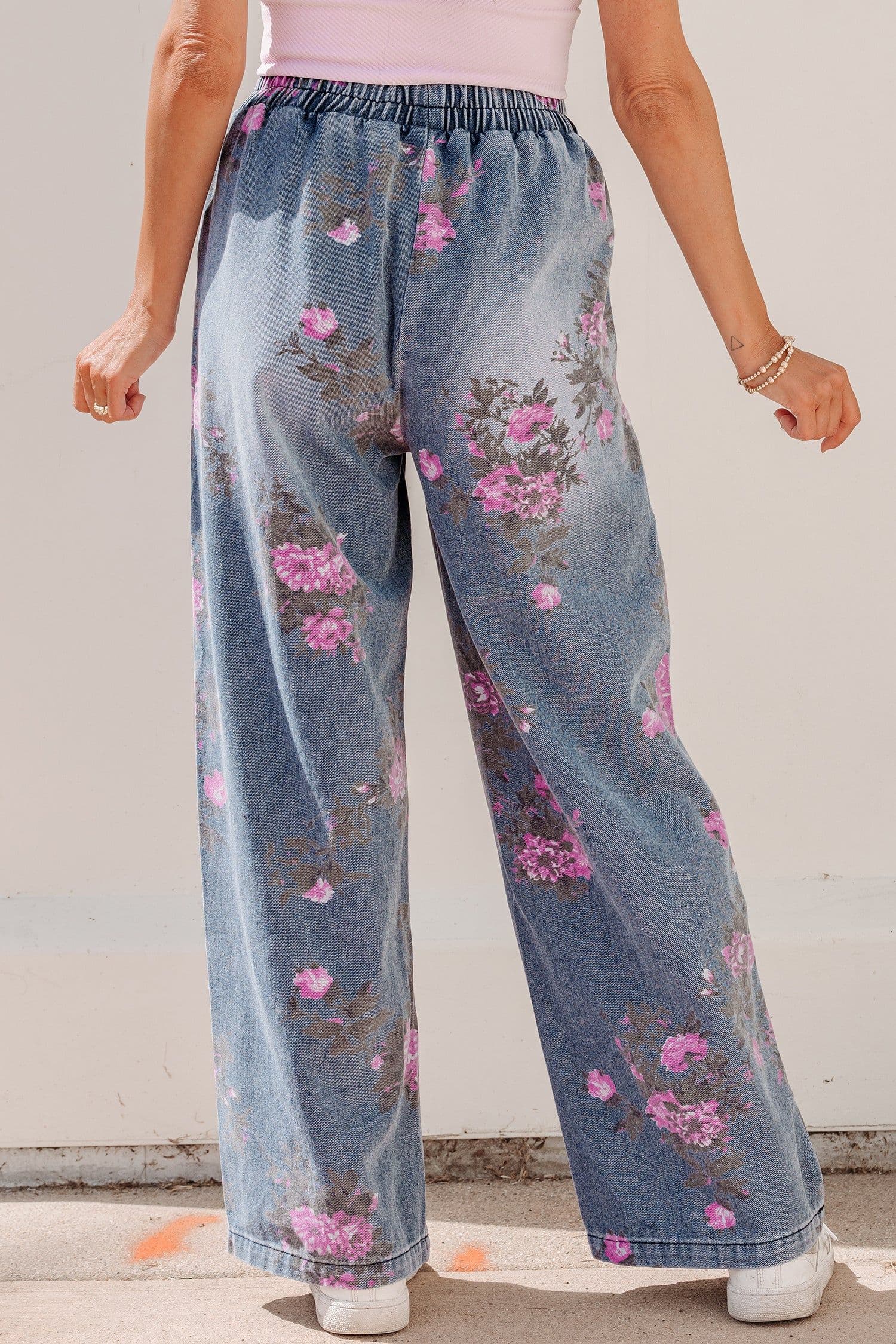 image-Blue Floral Print Elastic Waist Casual Jeans (50 characters)