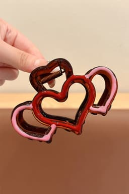 image-Bonbon Heart Hollowed Acrylic Hair Claw Clip