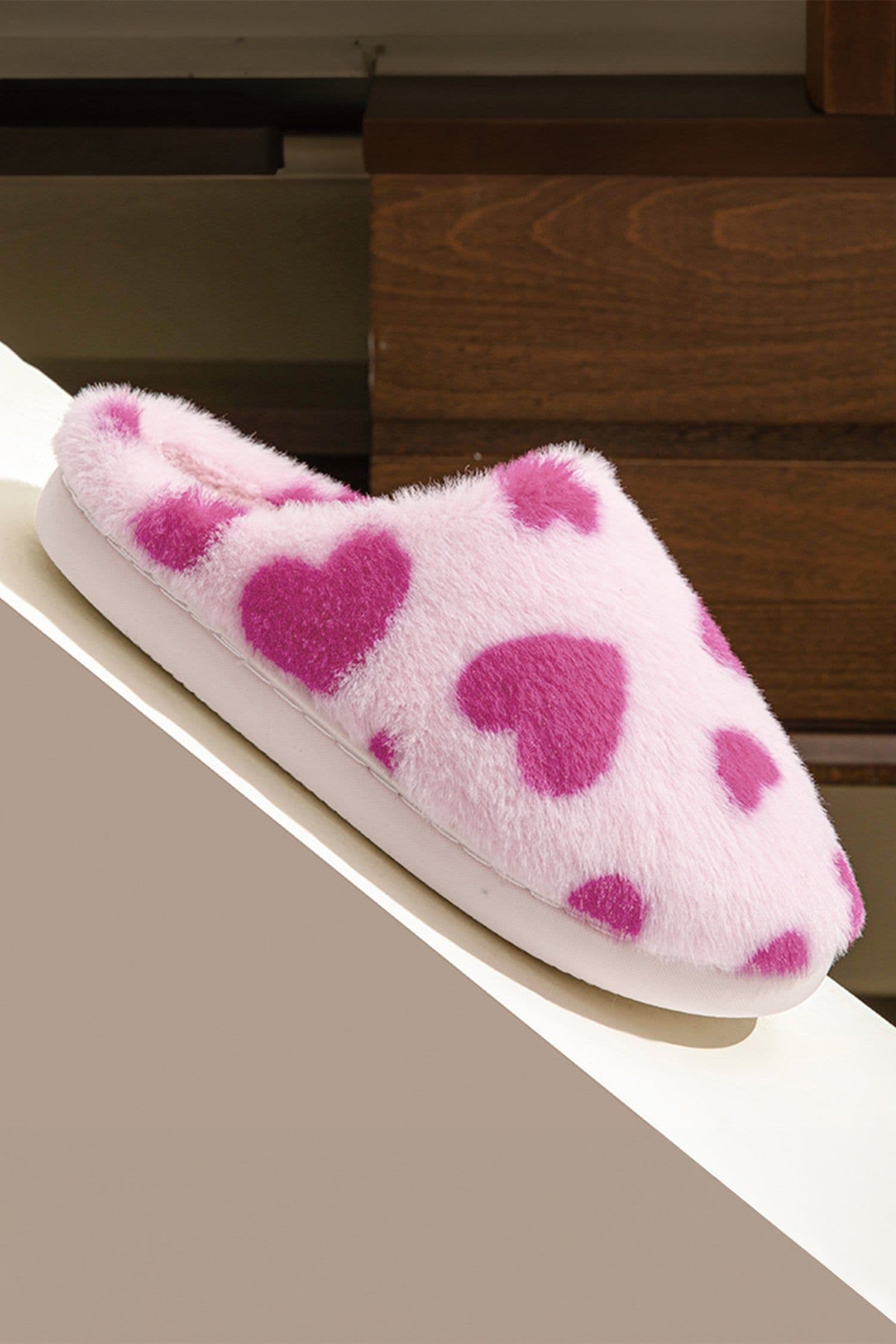 image-Heart Shape Fuzzy Slippers - Red
