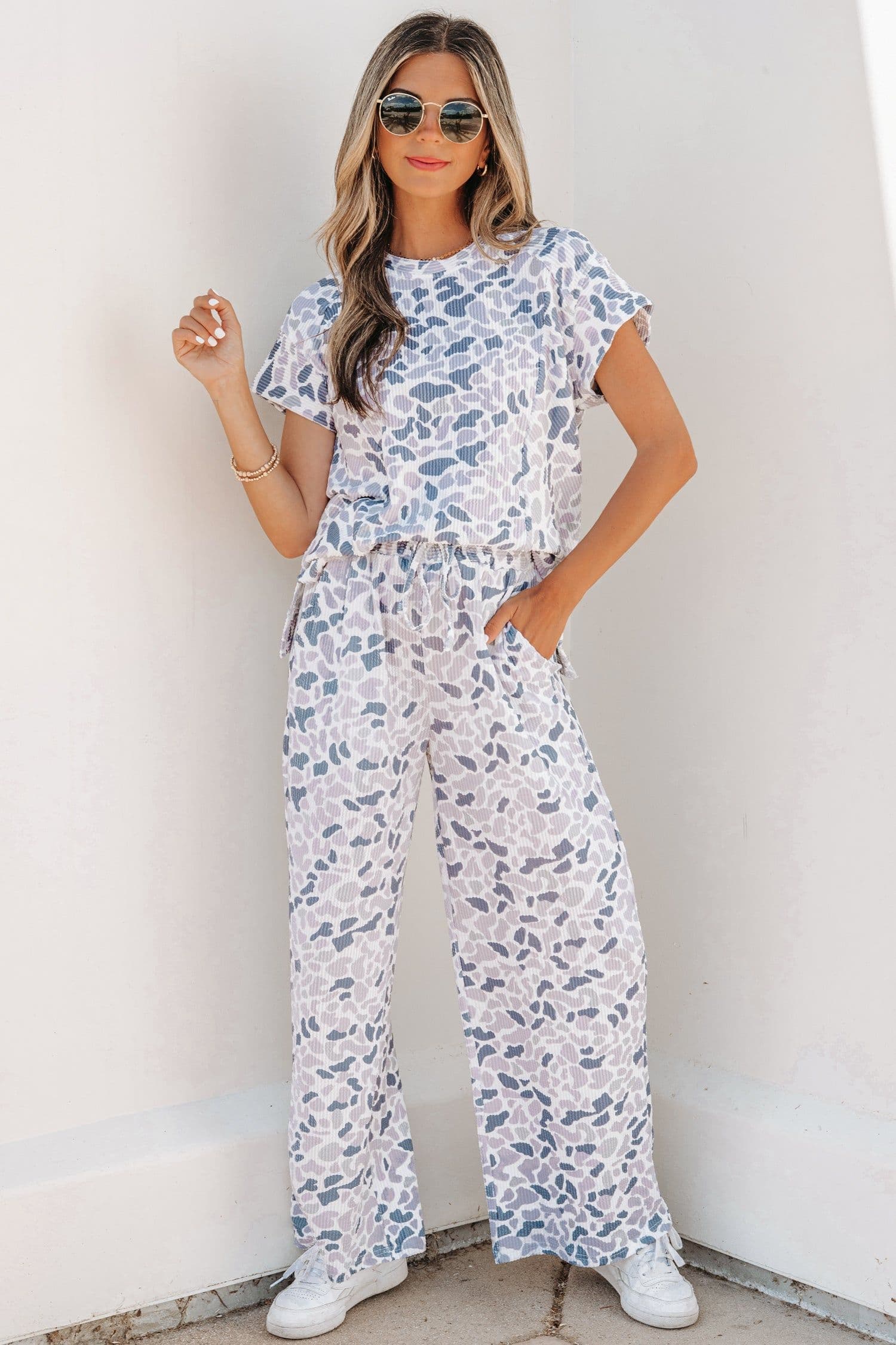image-Beige Camouflage Print Twisted Rib Loose Tee Drawstring Pants Set
