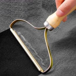 image-Explosive vibrato mini ordinary whole body wooden pure copper hand-held scraper cashmere manual hair removal and ball removal device