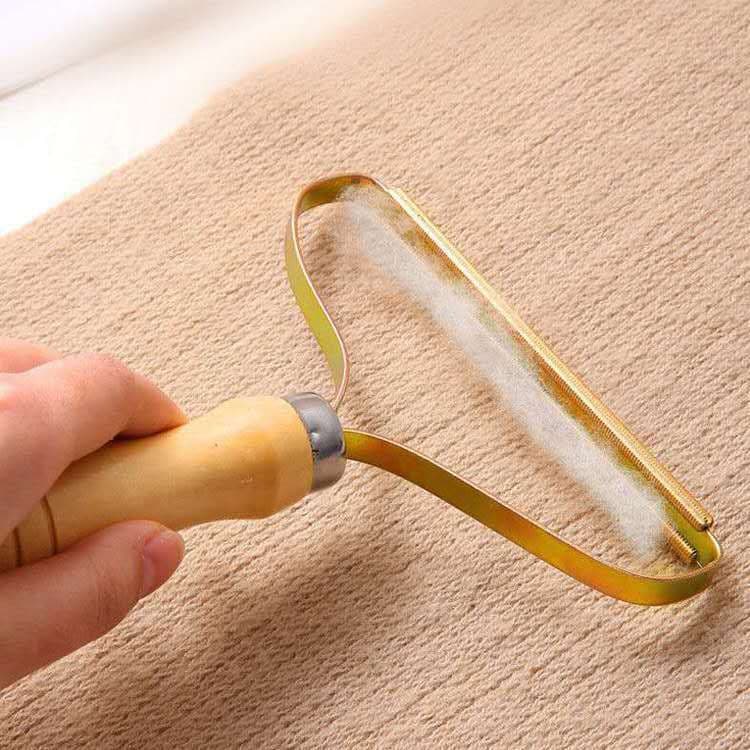 image-Explosive vibrato mini ordinary whole body wooden pure copper hand-held scraper cashmere manual hair removal and ball removal device