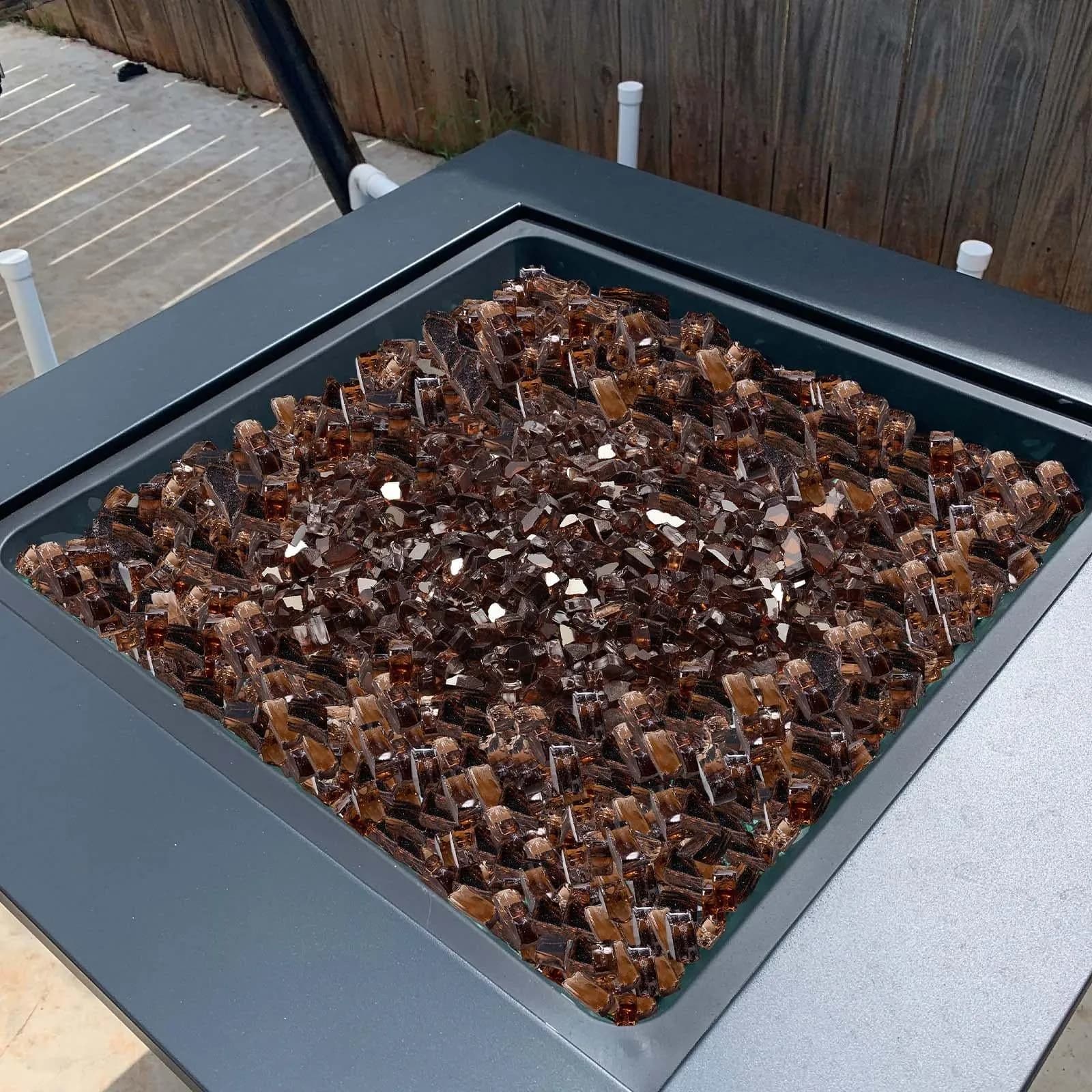 image-VEVOR Fire Glass, 10 LBS / 4.5 KG High-Temperature Resistant Fireplace Rocks, 1/2-Inch / 12.7 mm Reflective & Smokeless Firepit Glass Rock, High Luster Stone Landscaping for Fire Pit Table, Copper