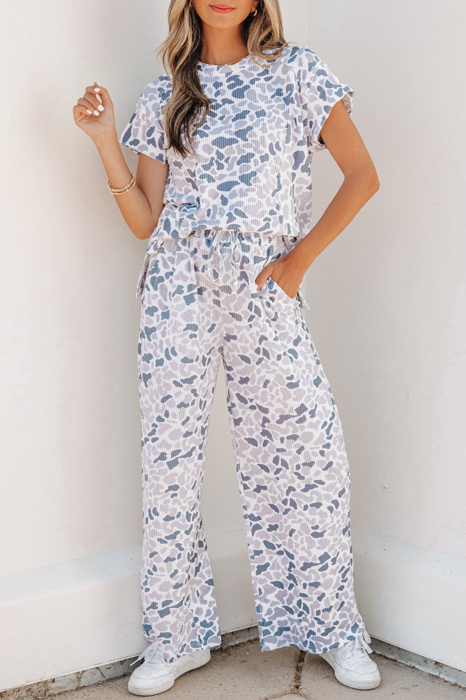 image-Beige Camouflage Print Twisted Rib Loose Tee Drawstring Pants Set