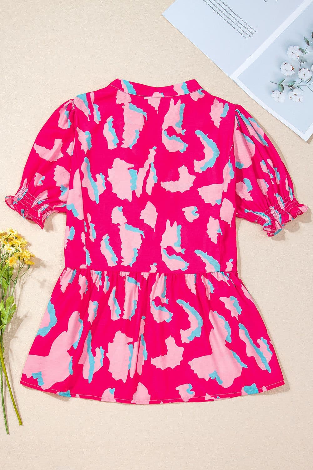 image-Rose Abstract Print Smocked Puff Sleeve V Neck Blouse