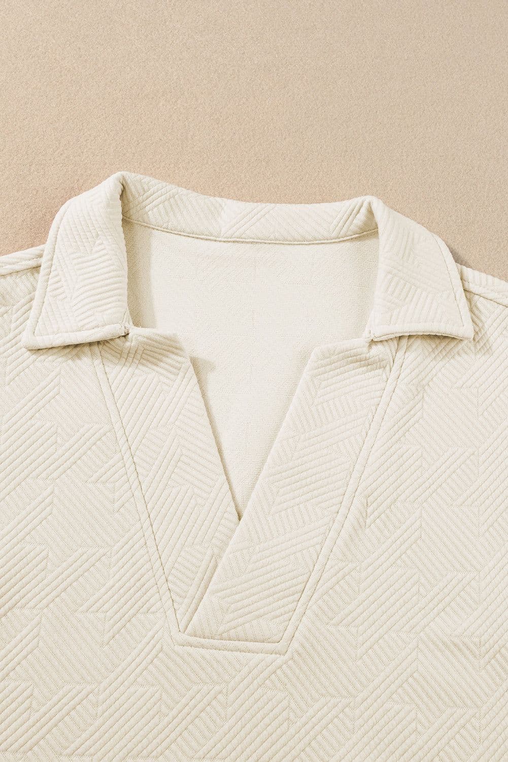 image-White Textured V Neck Collared Short Sleeve Top