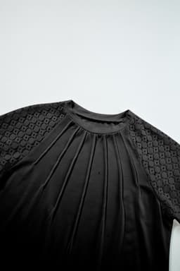 image-Khaki Contrast Lace Raglan Sleeve Tee - Casual Short Sleeve Top