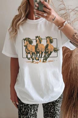 image-White Texas Horse Graphic T-Shirt Cuffed