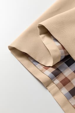 image-Parchment Plaid Liner Patchwork Single Breasted Trench Coat
