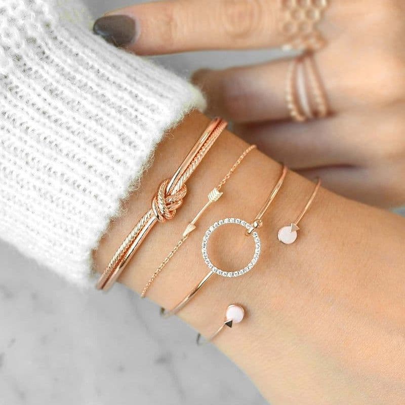 image-Europe and the United States minimalist simple female personality knotted ring circle diamond arrow bracelet jewelry four-piece suit bracelet