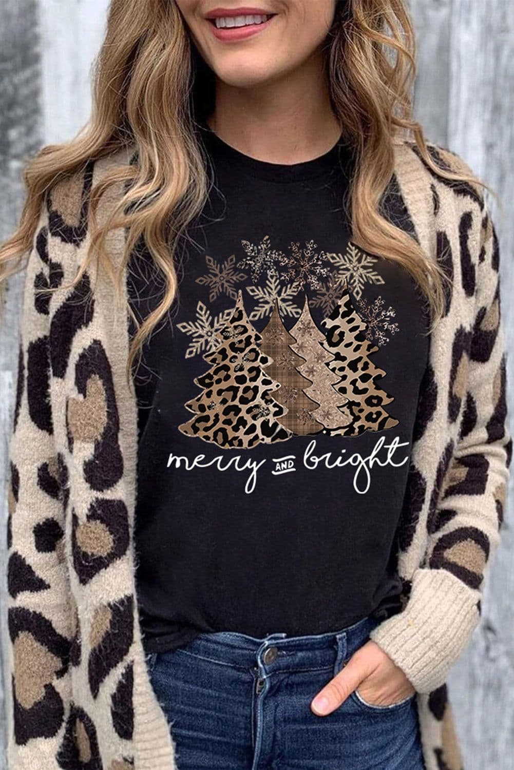 image-Black Leopard Christmas Tree Graphic Crew Neck T-Shirt