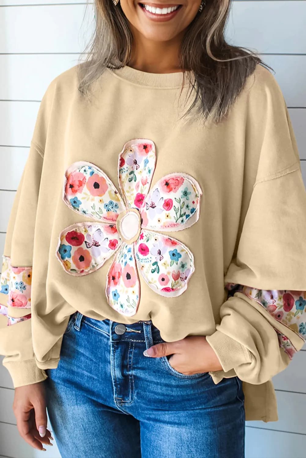 image-Pale Khaki Floral Applique Baggy Pullover Sweatshirt