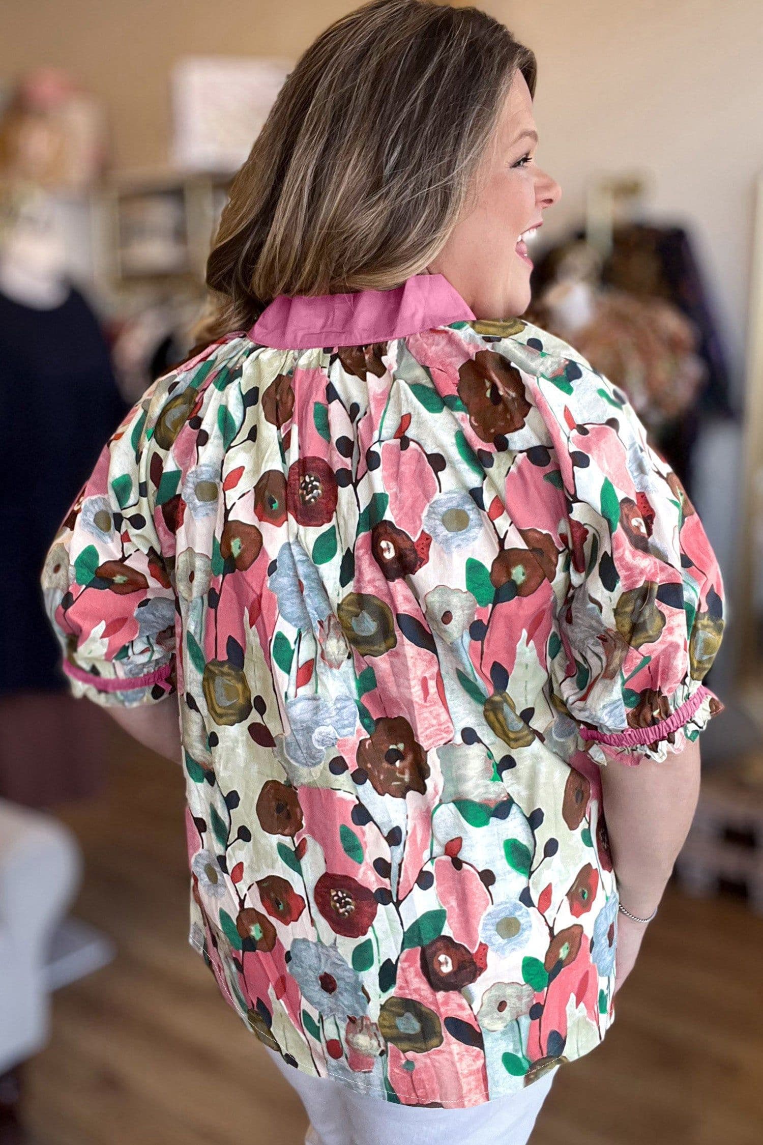 image-Pink V Neck Puff Sleeve Plus Size Floral Blouse