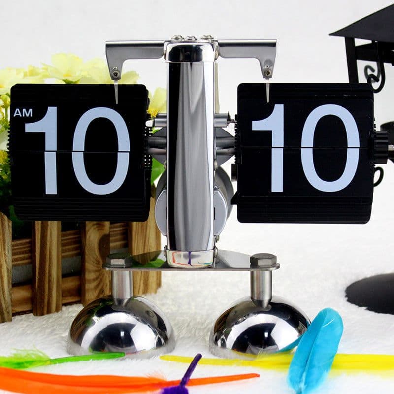 image-Retro Flip Clock Automatic Page Turn Desktop Table Clock Single Foot