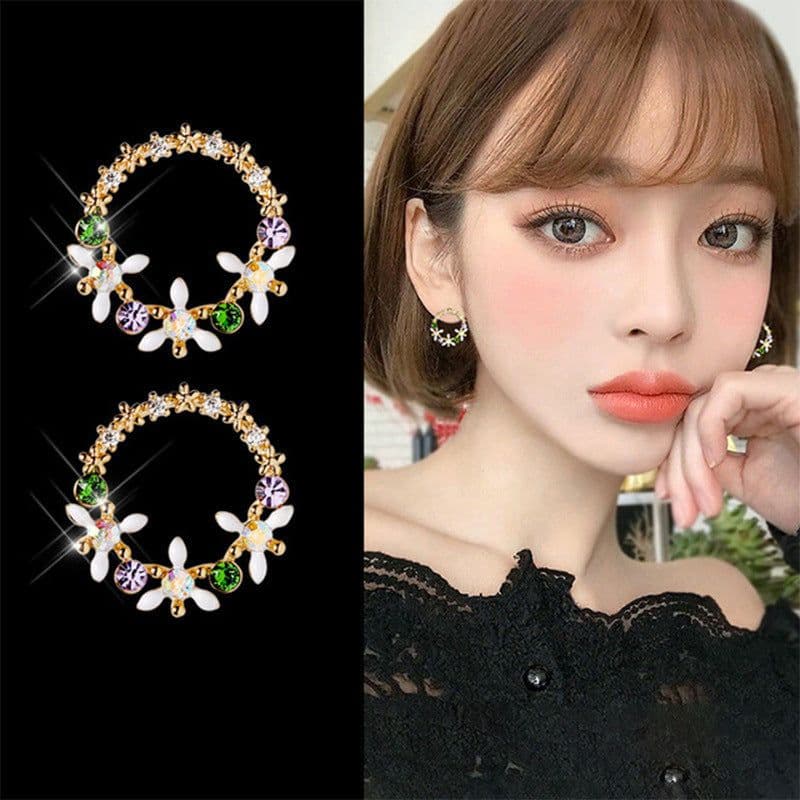 image-S925 Silver Needle Pearl Flower Earrings Korean Style Geometric