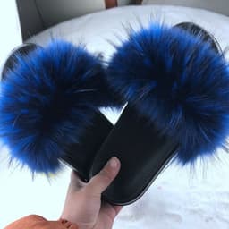 image-Unisex Faux Fur Flip Flop Slippers Flat Sandals