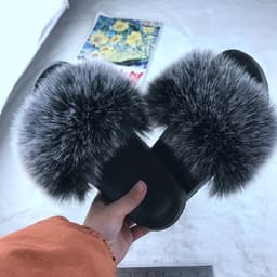 image-Unisex Faux Fur Flip Flop Slippers Flat Sandals