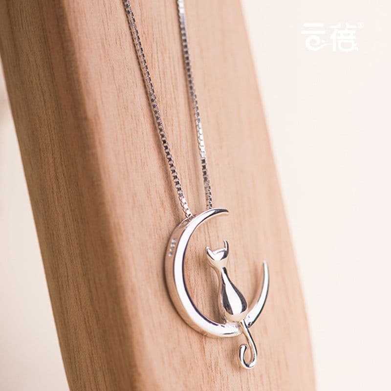 image-Fashion Cat Moon Pendant Necklace Silver Gold Chain Jewelry Gift