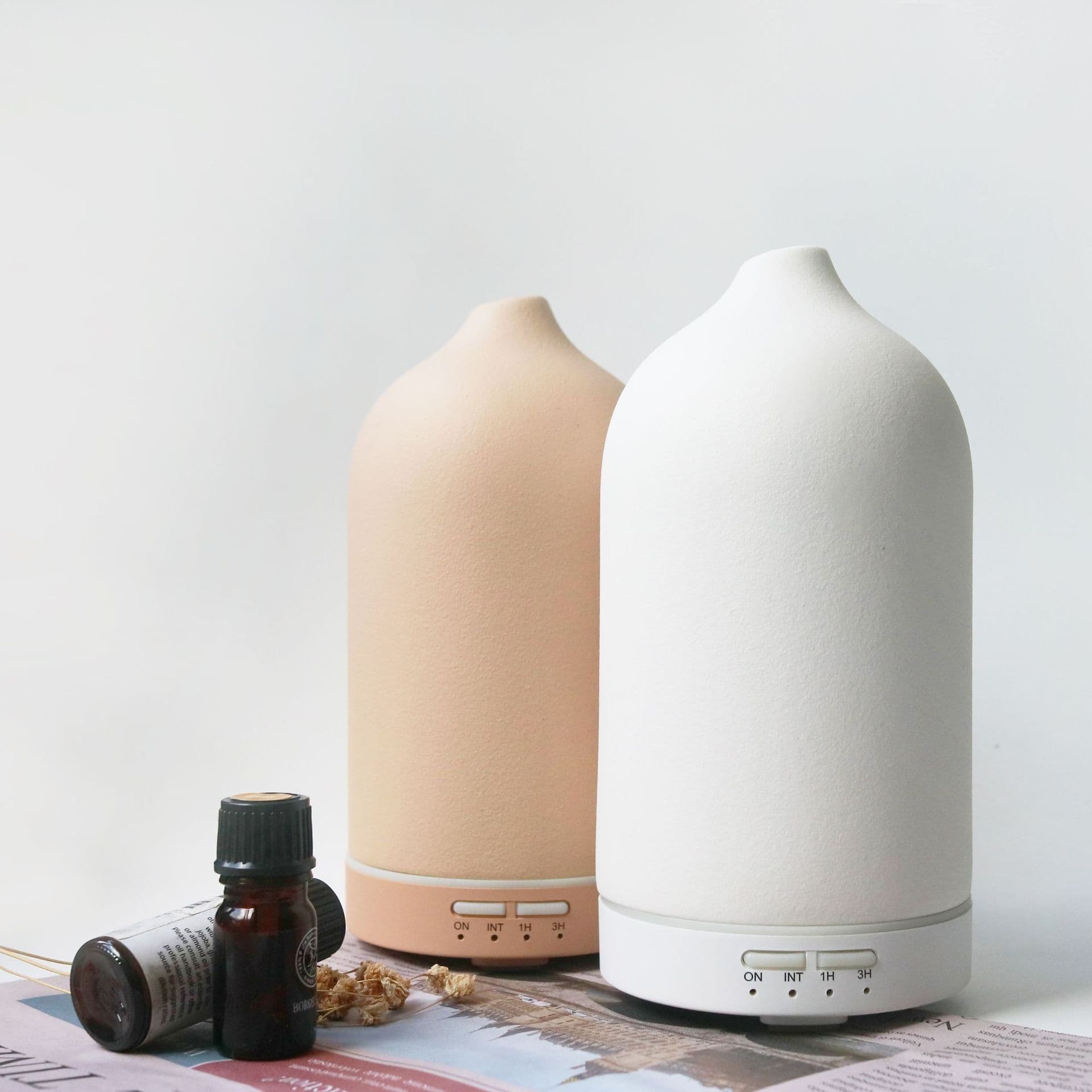 image-Ceramic Aroma Diffuser Humidifier with Air Purification 12W