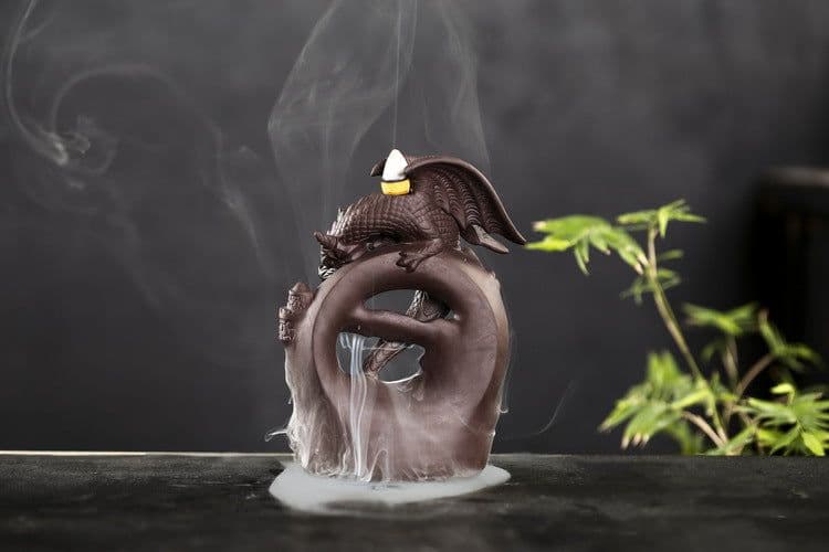 image-Ceramic Dragon Dinosaur Incense Burner with Fog Effect