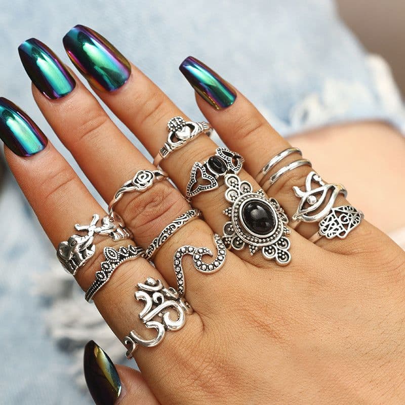 image-13-Piece Retro Ethnic Black Gem Flower Ring Set for Women