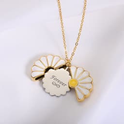 image-Sunflower Necklace Gold Alloy Clavicle Chain Openable Pendant