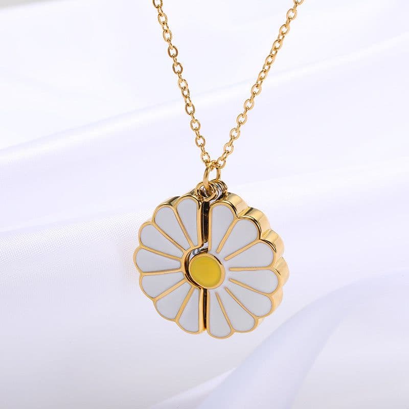 image-Sunflower Necklace Gold Alloy Clavicle Chain Openable Pendant