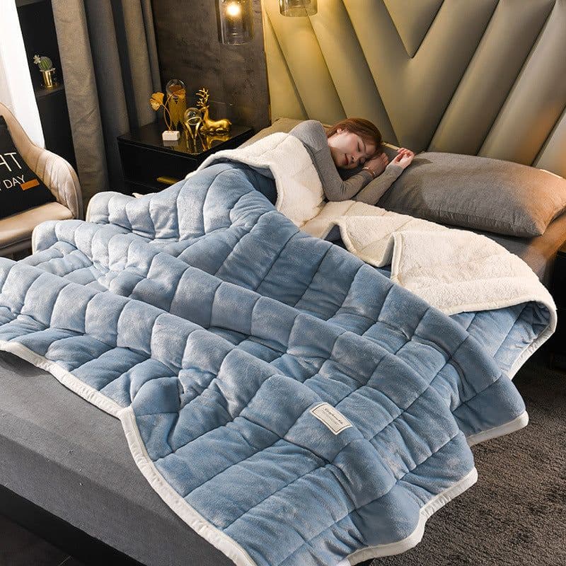 image-Solid Color Lamb Fleece Blanket Double-Sided 2.0x2.3m