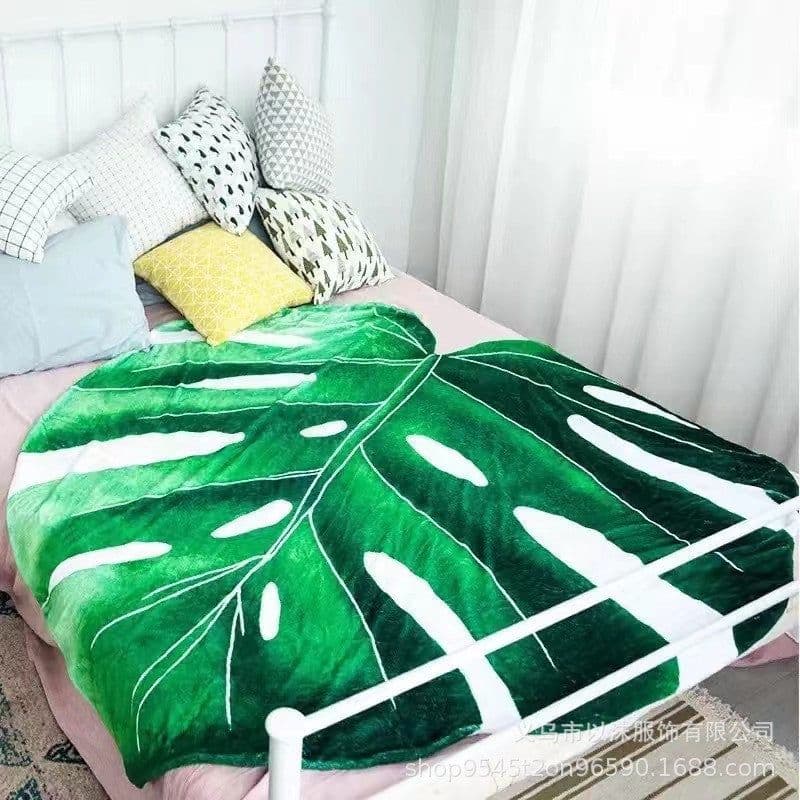 image-Leaf Flannel Blanket 200x230cm Polyester Green Vein Shape Throw