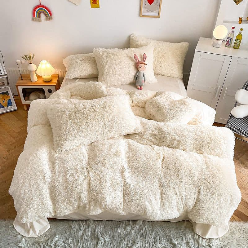 image-Juxiang Court Cloud Mink Velvet 4-Piece Bedding Set Modern Style