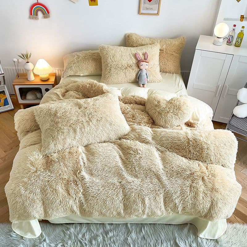 image-Juxiang Court Cloud Mink Velvet 4-Piece Bedding Set Modern Style