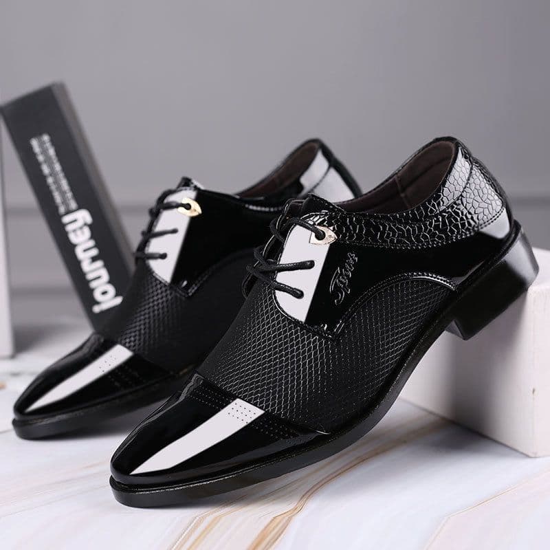 image-Men's Pointed Toe Dress Leather Shoes Business Formal Oxfords