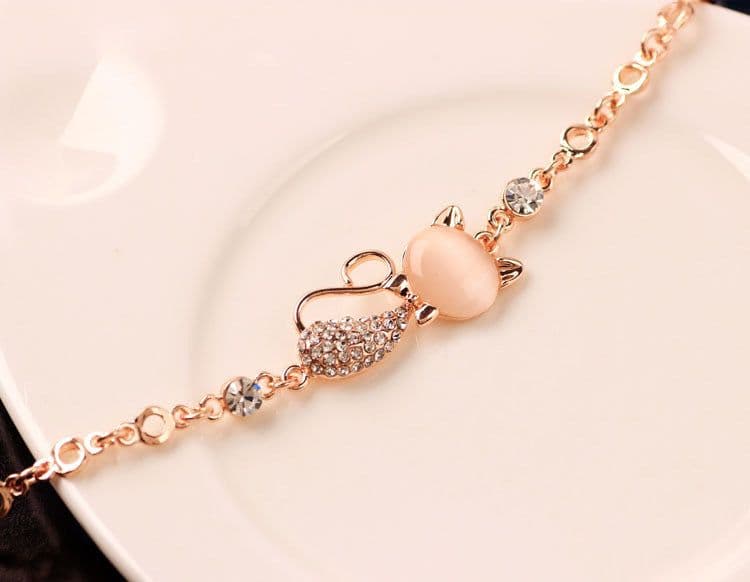 image-Cat Eye Stone Animal Bracelet Gold-Plated Alloy Korean Style