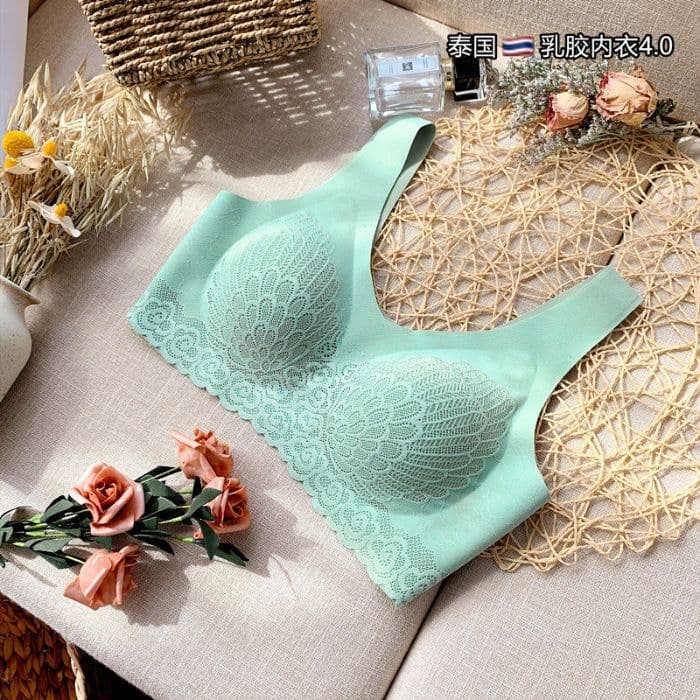 image-Accent Figure Nylon Bra 3/4 Cup No Wire Lace Medium Mold