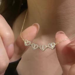 image-Minsheng Four-Leaf Clover Heart Necklace Gold Clavicle Chain
