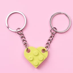 image-Heart-Shaped Couple Keychain Building Blocks DIY Split Gift