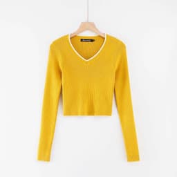 image-Women's Solid Color V-Neck Slim Fit Knitted Sweater STUDC0825