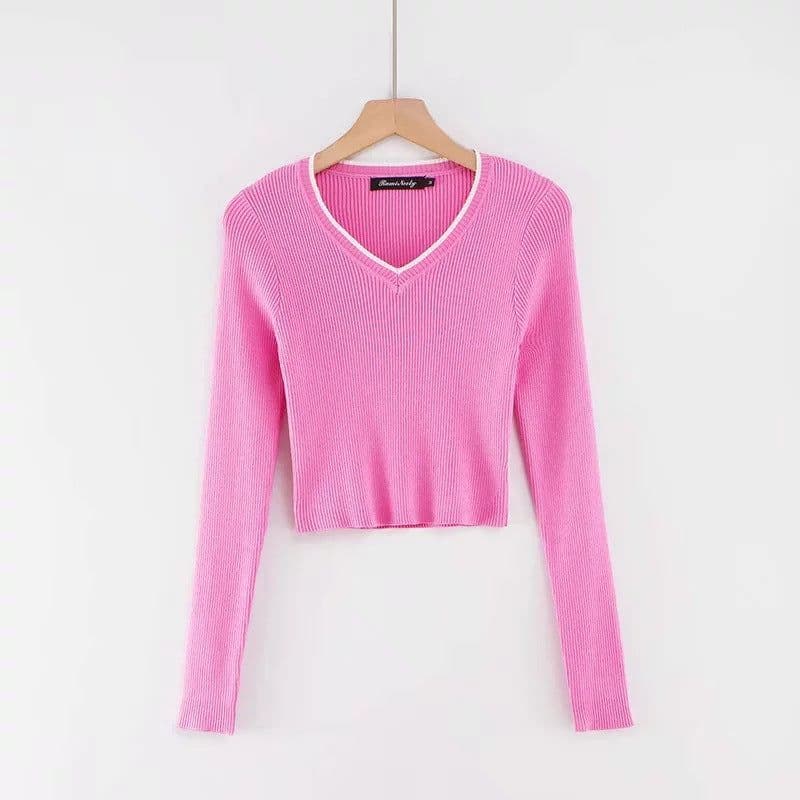 image-Women's Solid Color V-Neck Slim Fit Knitted Sweater STUDC0825