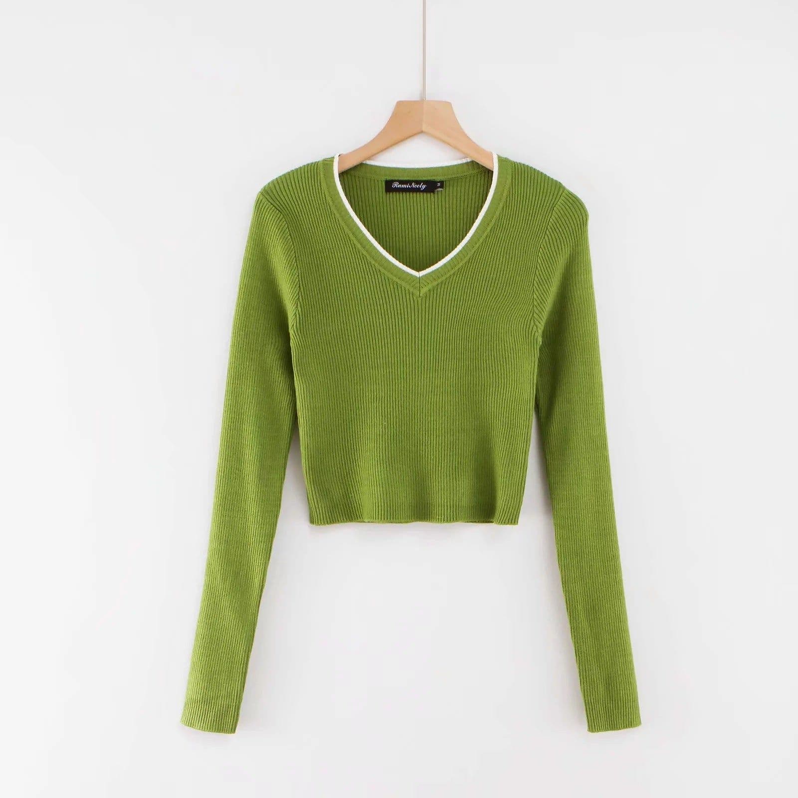 image-Women's Solid Color V-Neck Slim Fit Knitted Sweater STUDC0825
