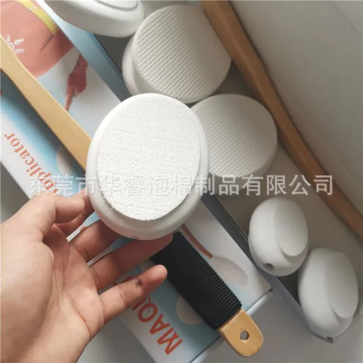 image-Hua Rui EVA Bath Polishing Brush with Beech Handle - White