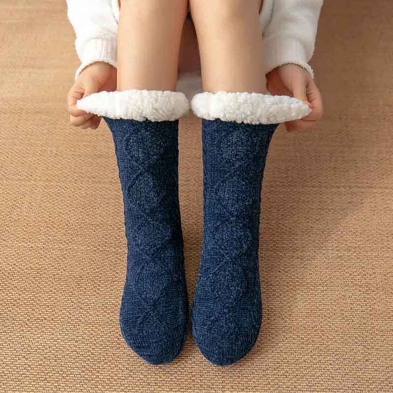 image-Lansha Women's Polyester Floor Socks Medium Tube Winter Home Socks