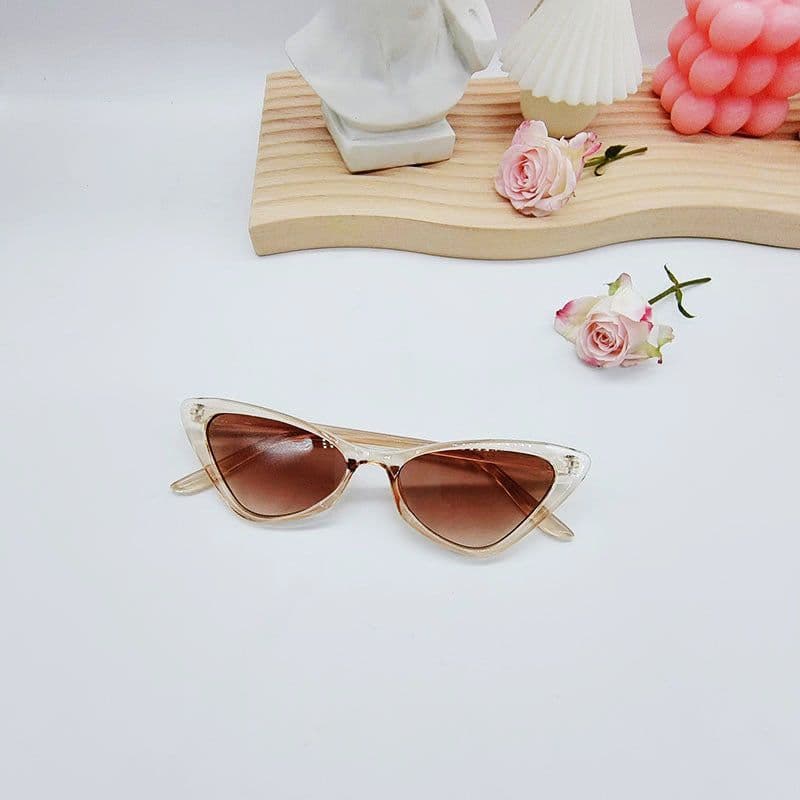 image-Cat's Eye Retro Sunglasses Small Frame Fashion Eyewear