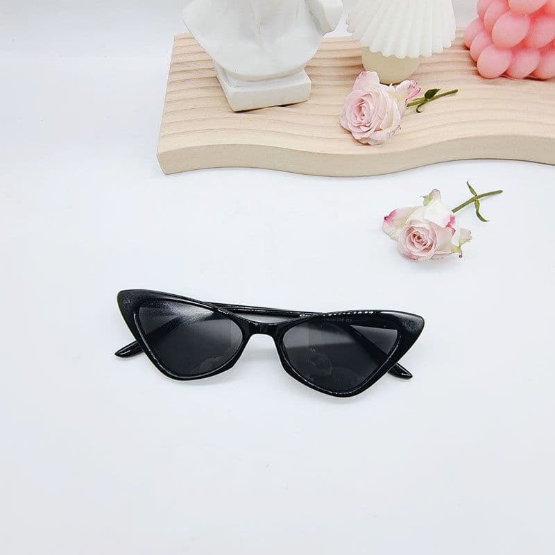 image-Cat's Eye Retro Sunglasses Small Frame Fashion Eyewear