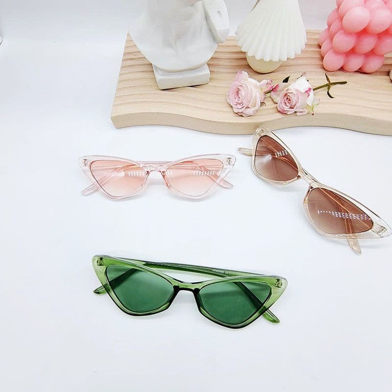 image-Cat's Eye Retro Sunglasses Small Frame Fashion Eyewear