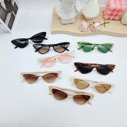 image-Cat's Eye Retro Sunglasses Small Frame Fashion Eyewear