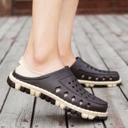 image-Xindixin Men's EVA Sandals Brown Closed Toe Non-Slip Beach Shoes