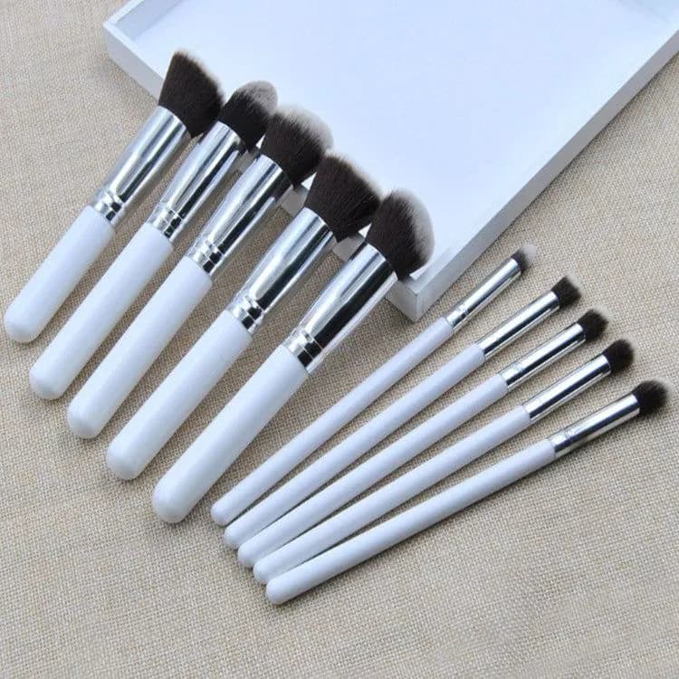 image-10-Piece Beginner Makeup Brush Set Nylon Hair Wooden Handle