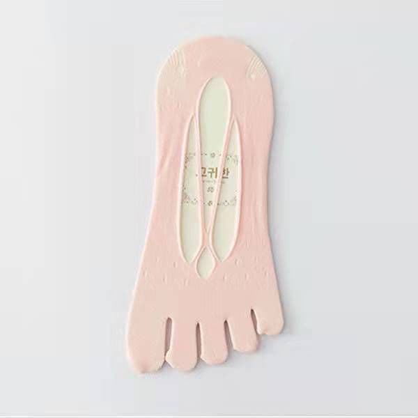 image-Five-Toe Socks Women's Invisible Boat Socks Non-Slip Breathable Nylon
