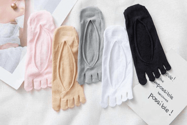 image-Five-Toe Socks Women's Invisible Boat Socks Non-Slip Breathable Nylon